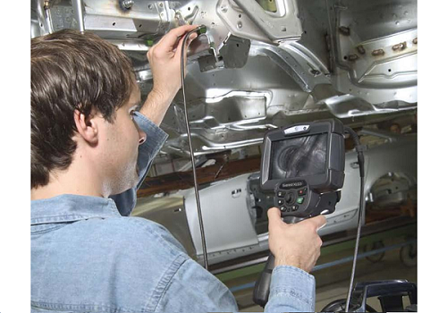 在汽車(chē)行業(yè)使用XLG3工業(yè)視頻內(nèi)窺鏡的檢測(cè)現(xiàn)場(chǎng)圖 在汽車(chē)行業(yè)使用XLG3工業(yè)視頻內(nèi)窺鏡的檢測(cè)現(xiàn)場(chǎng)圖